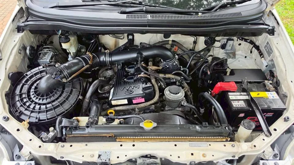 2012 Toyota Innova I 3
