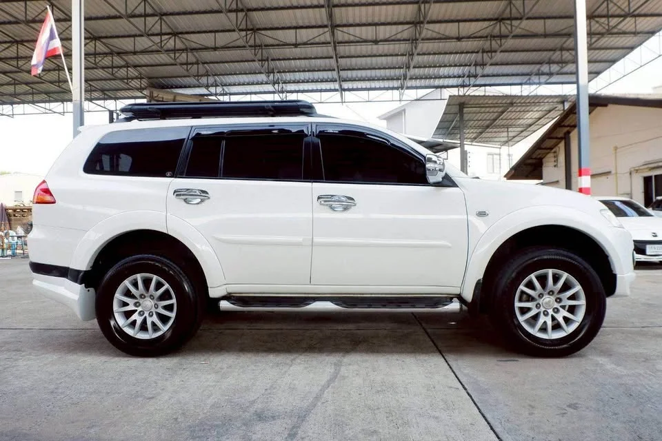 2012 Mitsubishi Pajero Sport II 3