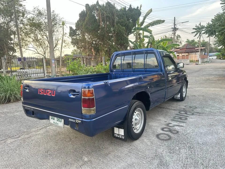 1994 Isuzu TFR III 3