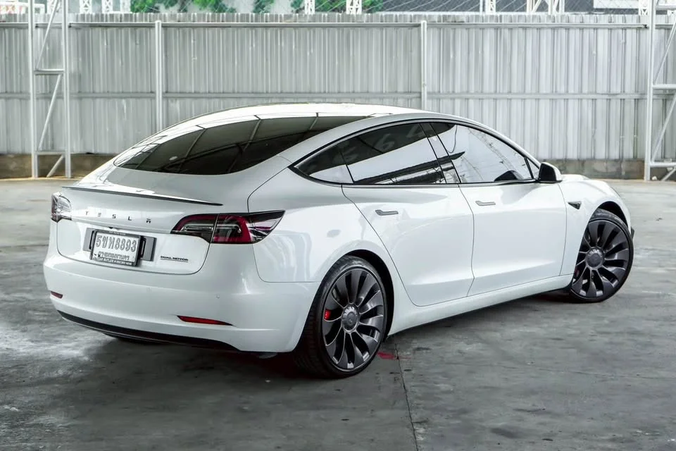 2021 Tesla Model 3 2