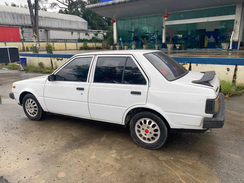 Toyota Corolla Altis VI (E90) 3