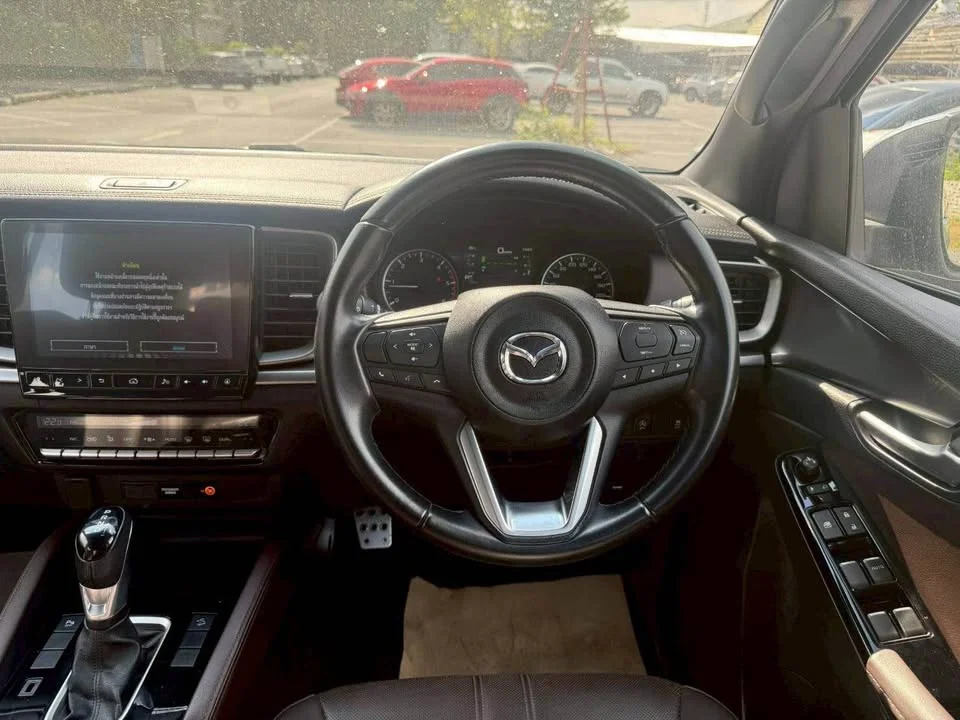 2023 Mazda BT-Series III 3