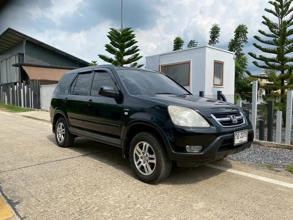 2004 Honda CR-V II 3
