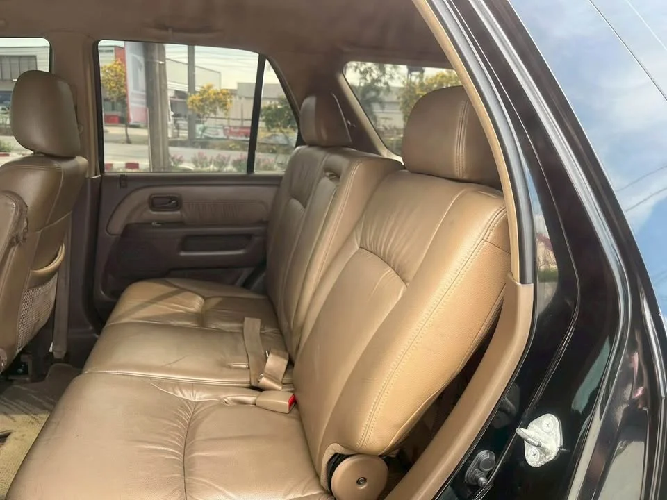 2004 Honda CR-V II 2