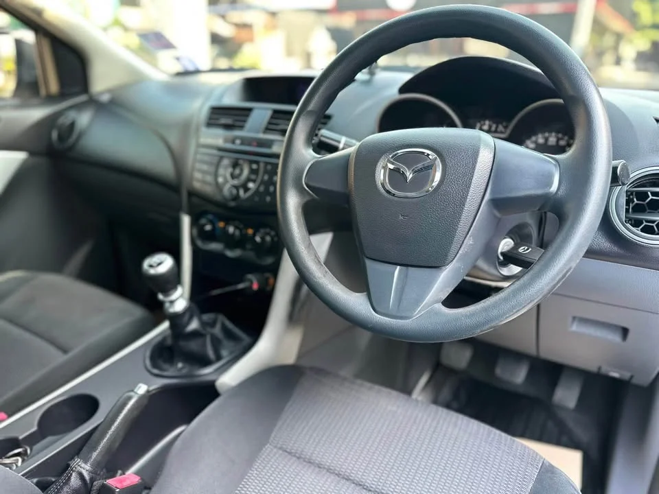 2012 Mazda BT-Series II 2