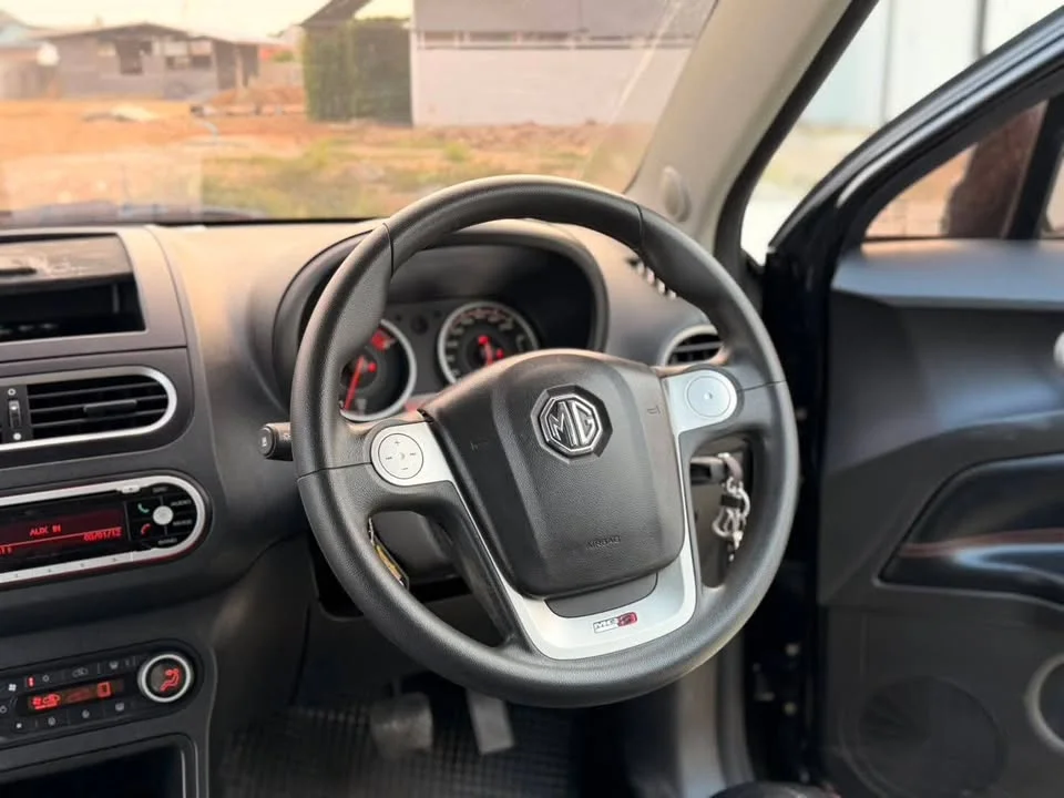 2017 MG 3 II 3