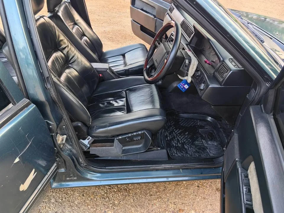 1994 Volvo 900 Series 3