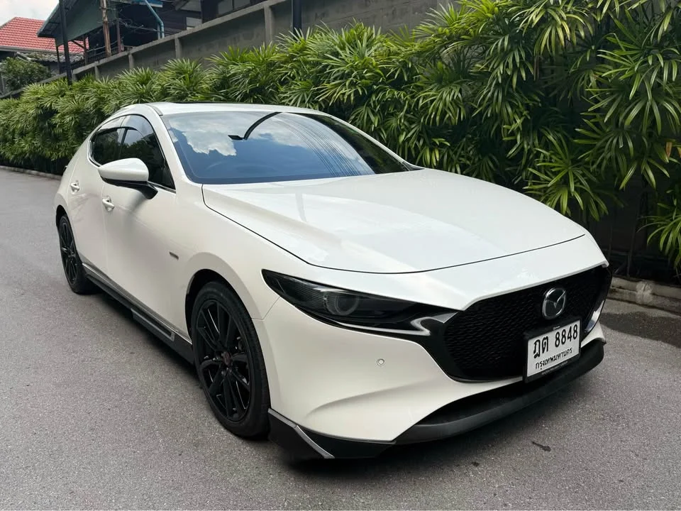 2021 Mazda 3 IV 2