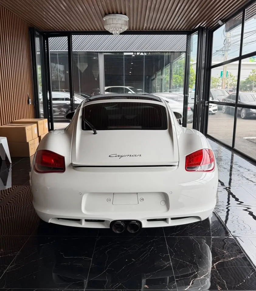 2011 Porsche Boxster and Cayman II 2