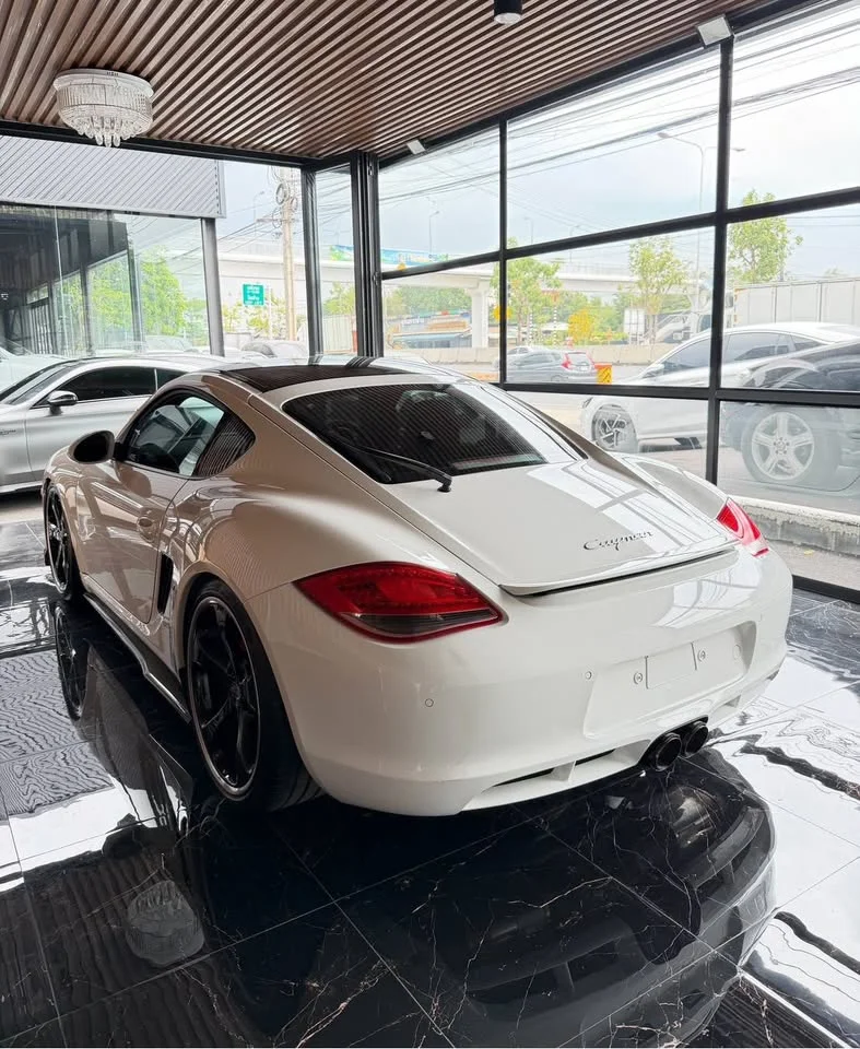 2011 Porsche Boxster and Cayman II 3