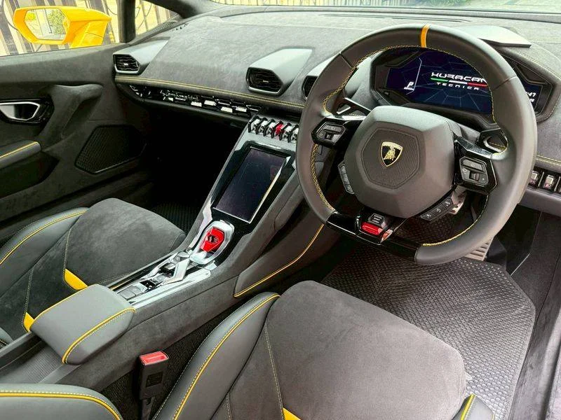 2024 Lamborghini Huracan 3