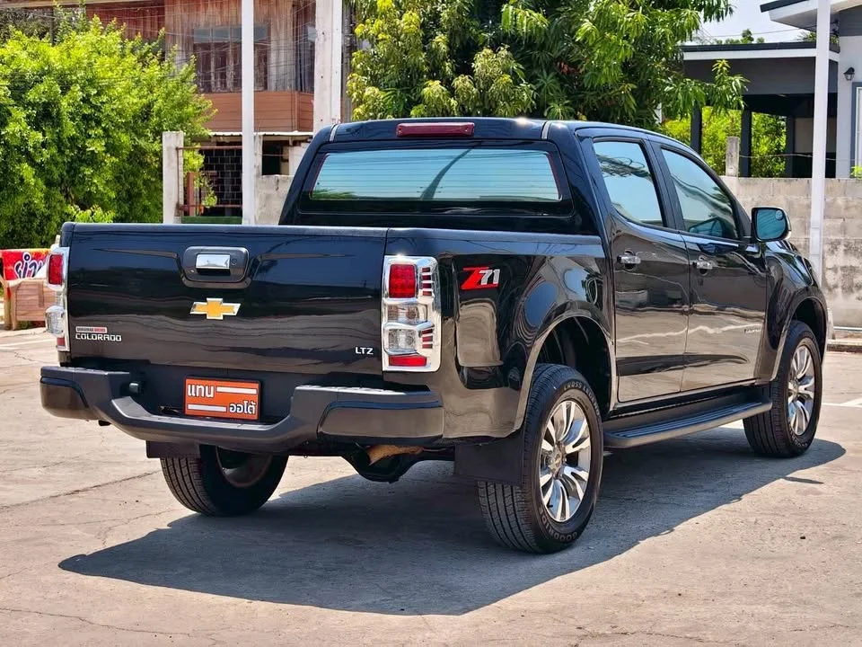 2019 Chevrolet Colorado II 3