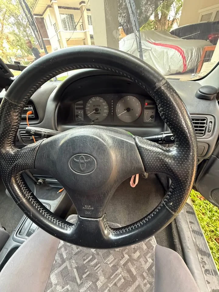 2001 Toyota Corolla Altis VIII (E110) 3