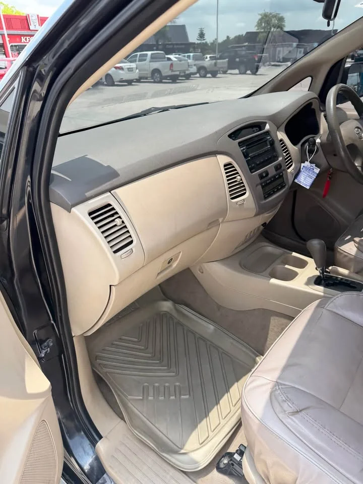 2008 Toyota Innova I 2