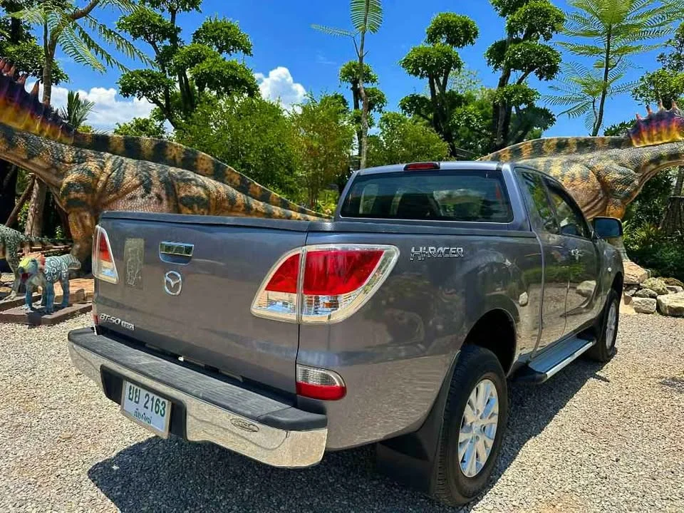 2015 Mazda BT-Series II 3