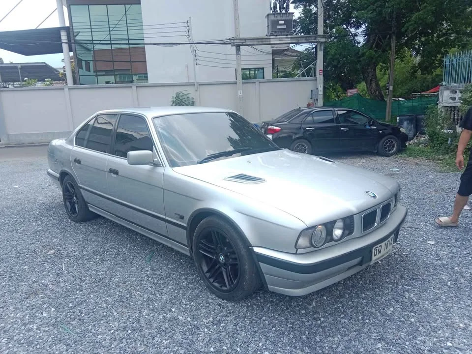 1999 BMW 5er E34 3