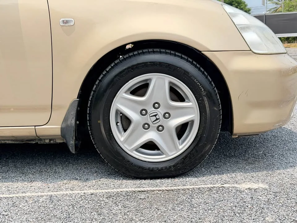 2005 Honda Stream I 2