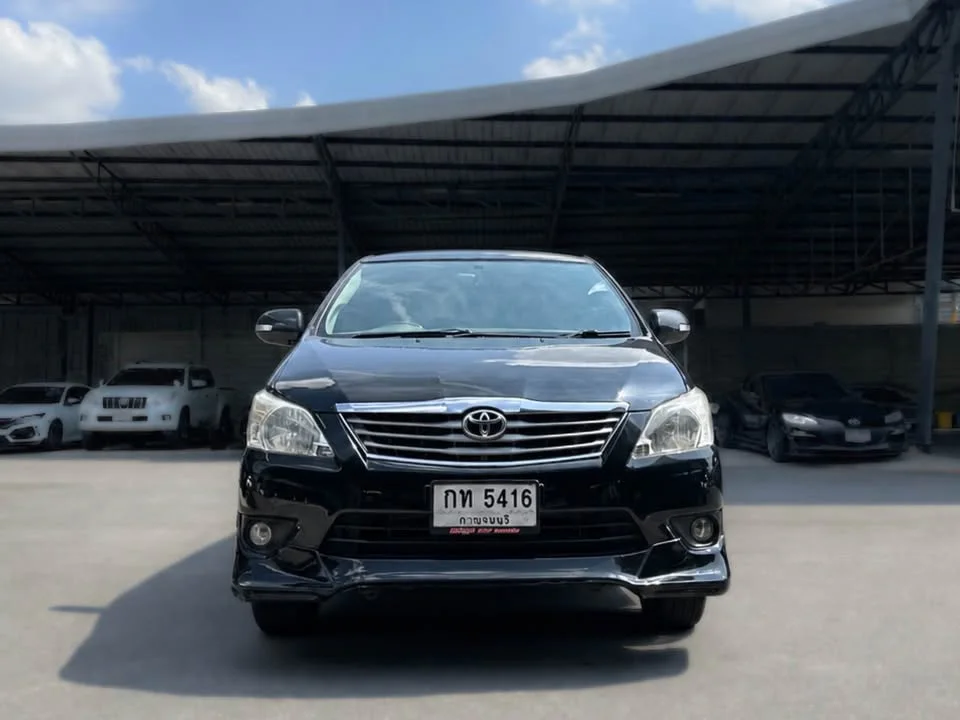2014 Toyota Innova I 3