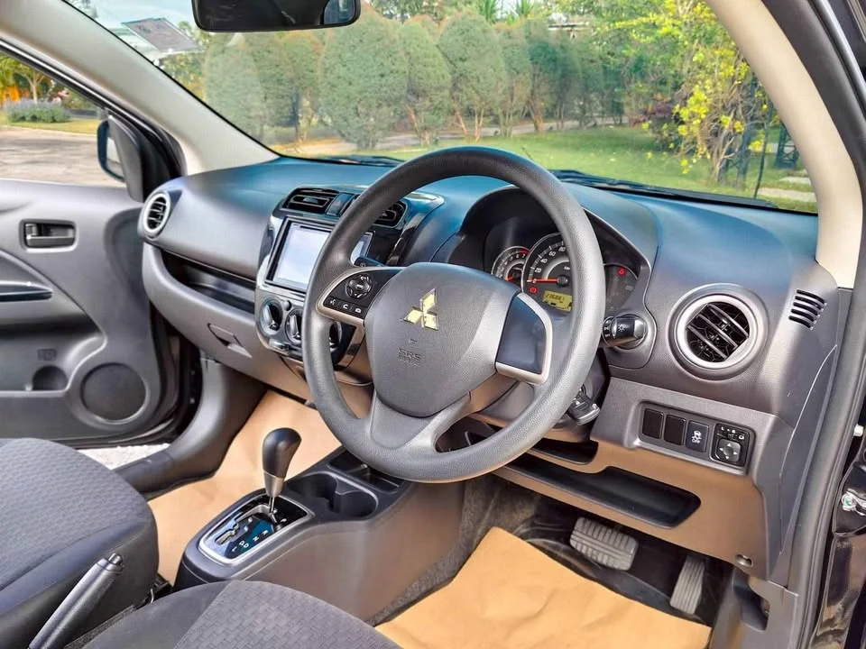 2016 Mitsubishi Mirage VI 2