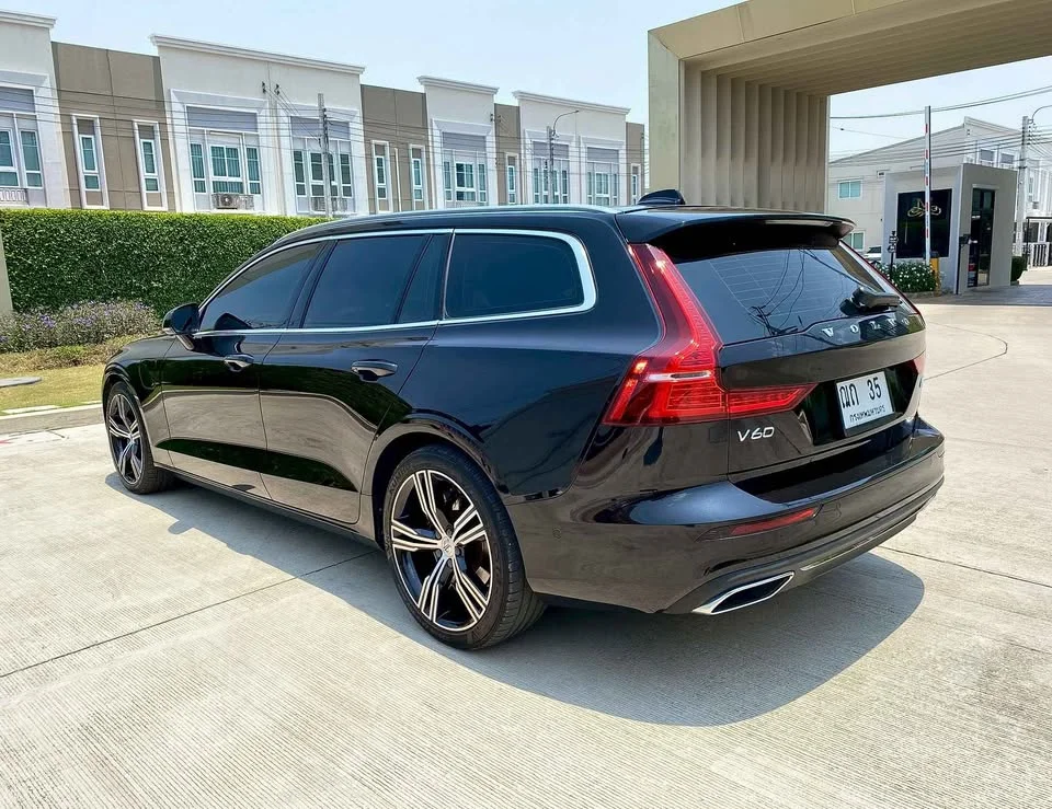 2021 Volvo V60 II 2