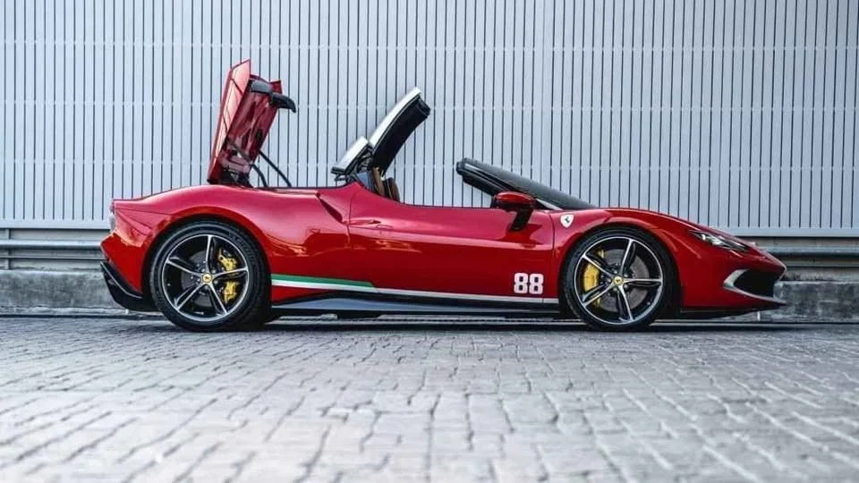 2024 Ferrari SF90 Stradale 3