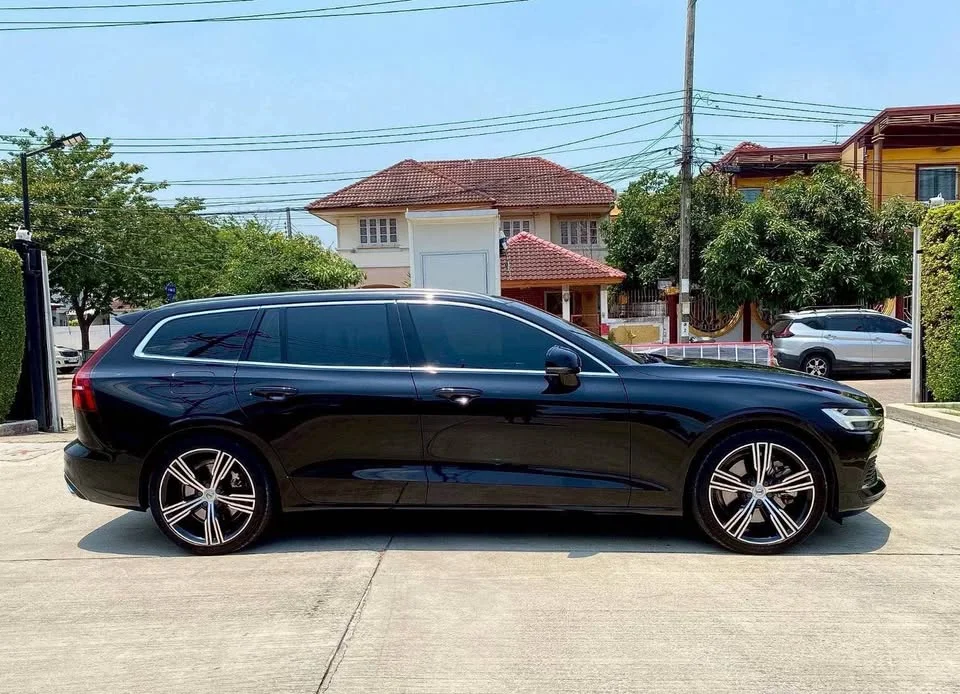 2021 Volvo V60 II 3