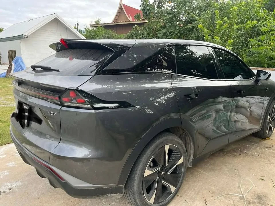 2024 Deepal S07 3