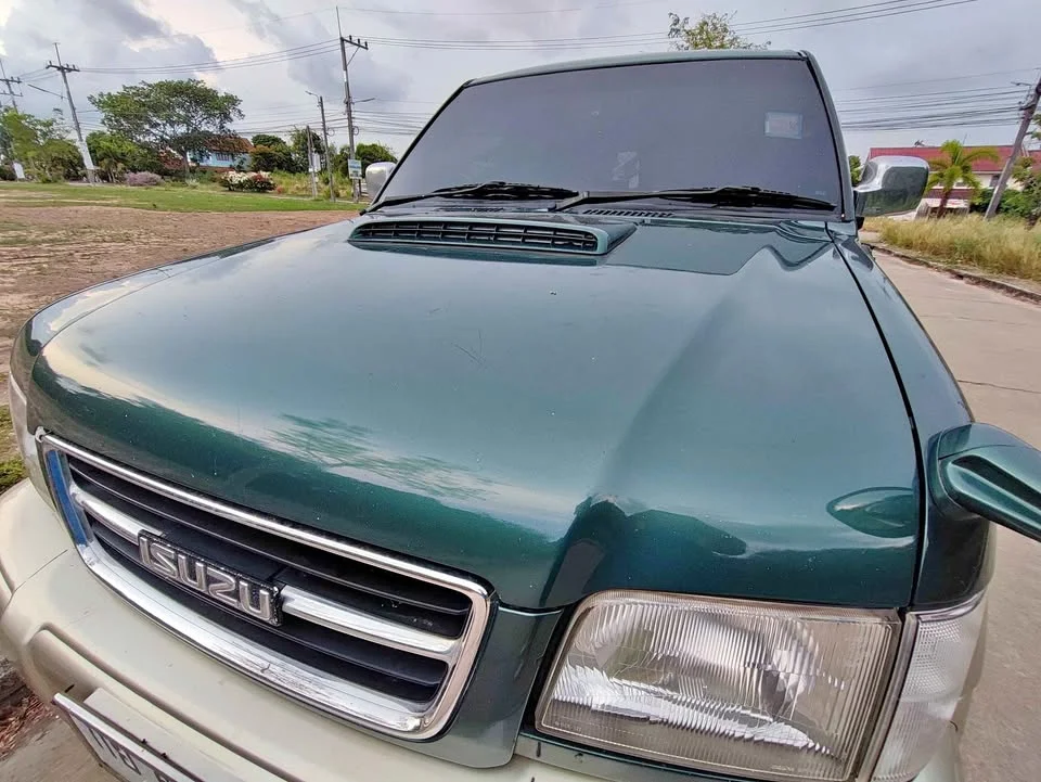 1996 Isuzu Trooper II 3