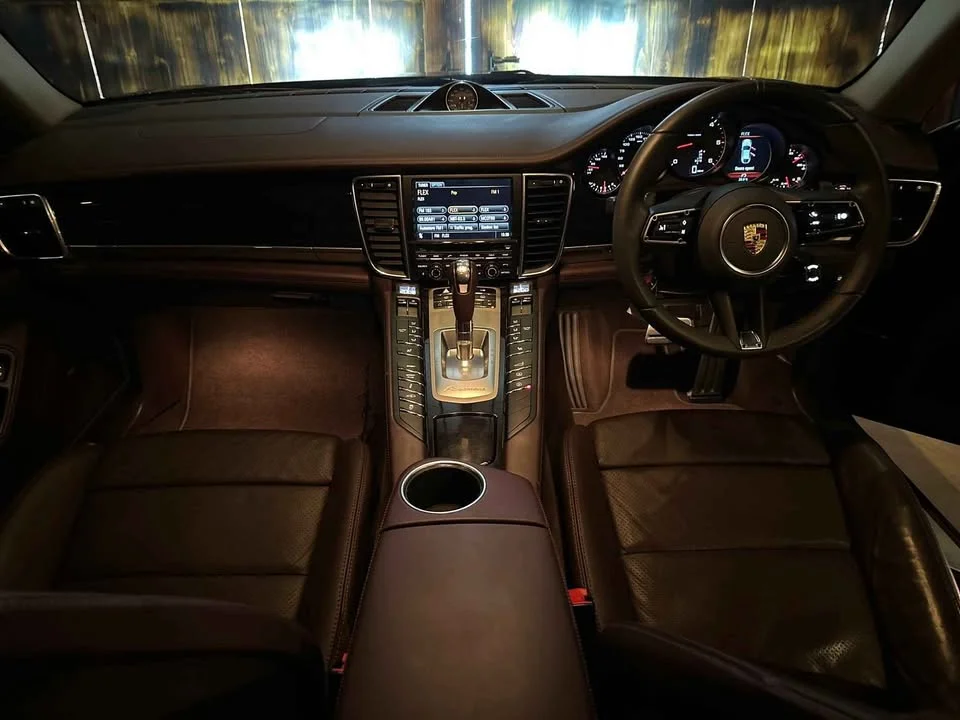 2012 Porsche Panamera I 2