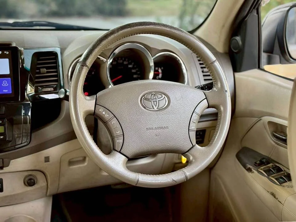 2007 Toyota Fortuner I 3