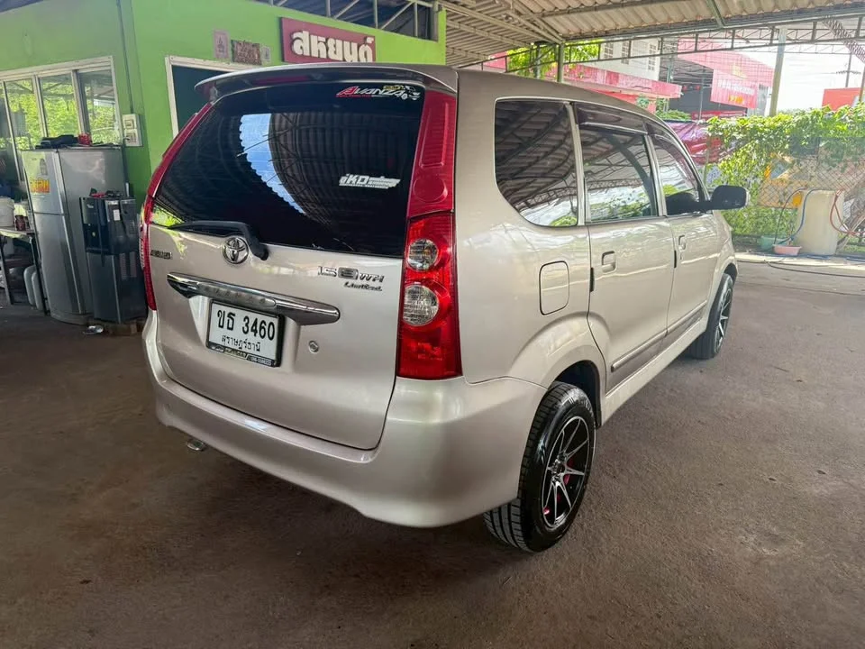 2008 Toyota Avanza I 3