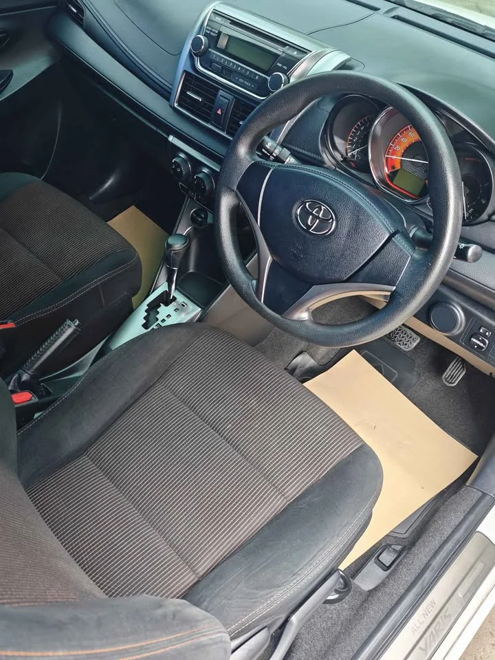 2015 Toyota Yaris III 3