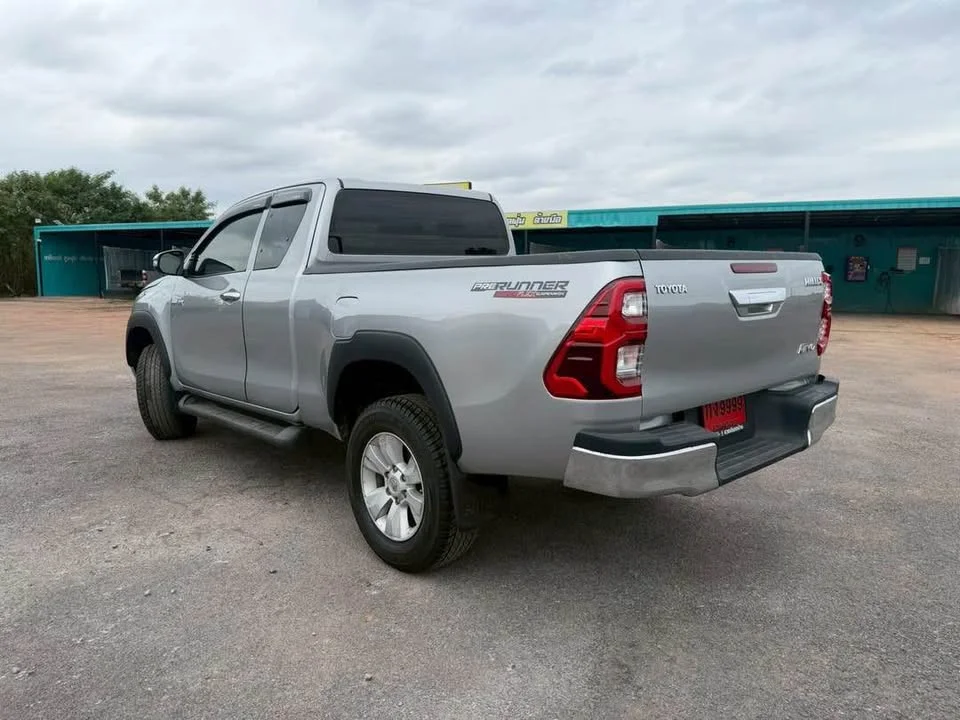 2018 Toyota Hilux VIII 3