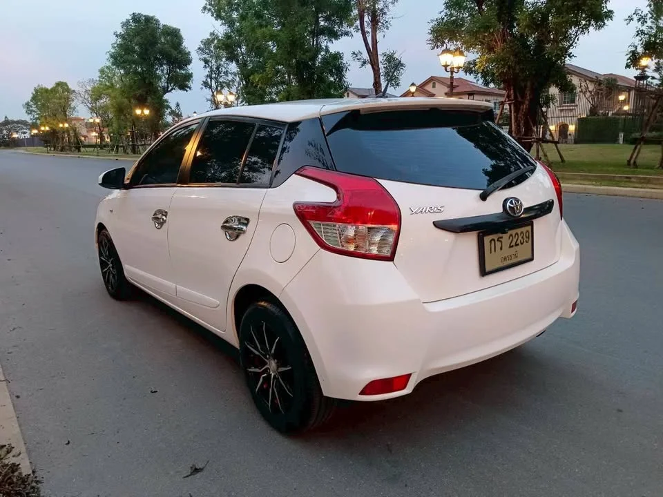2015 Toyota Yaris III 3