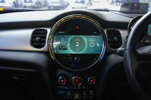 2022 Mini Hatch  III 2