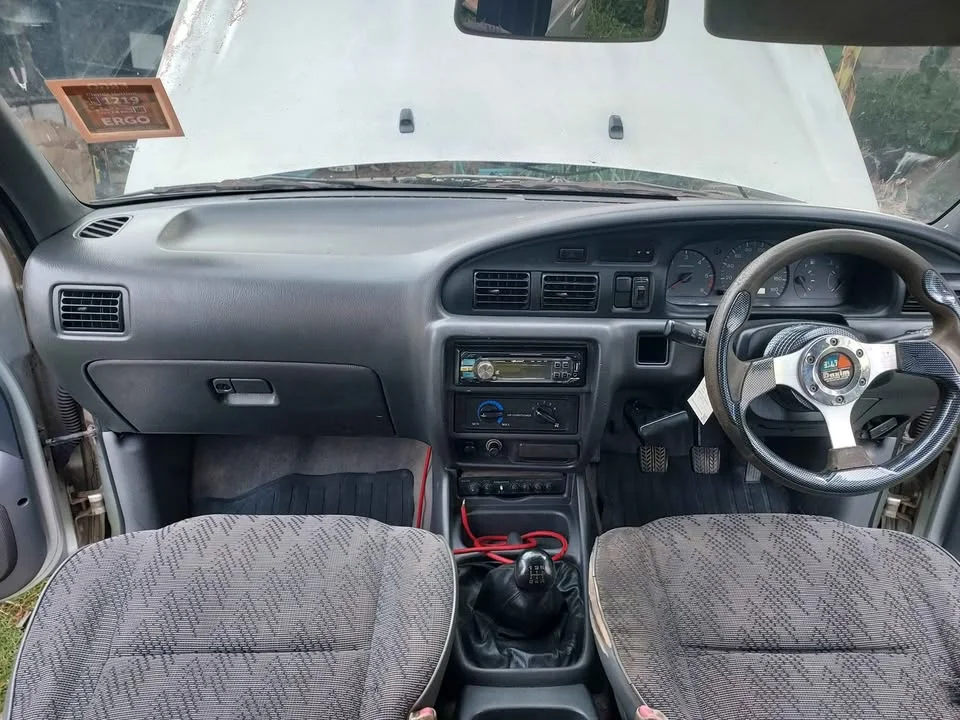 2001 Mazda 2500 Fighter V 2