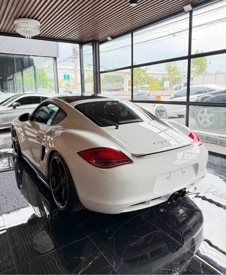 2011 Porsche Boxster and Cayman II 3