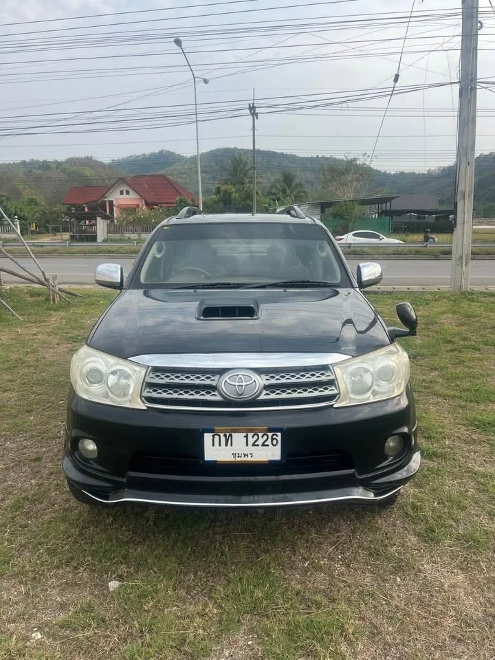 2005 Toyota Fortuner I 3