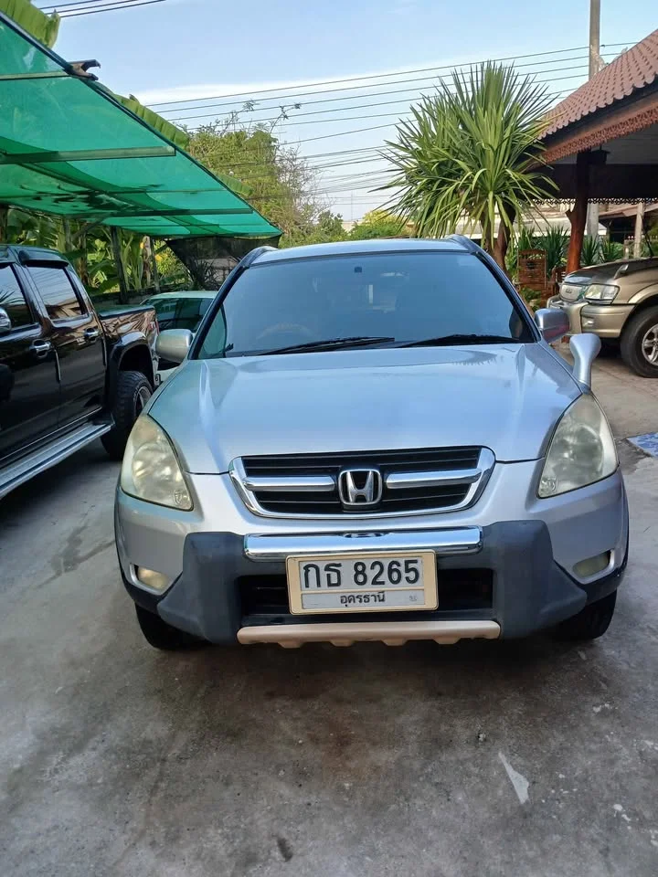 2003 Honda CR-V II 3