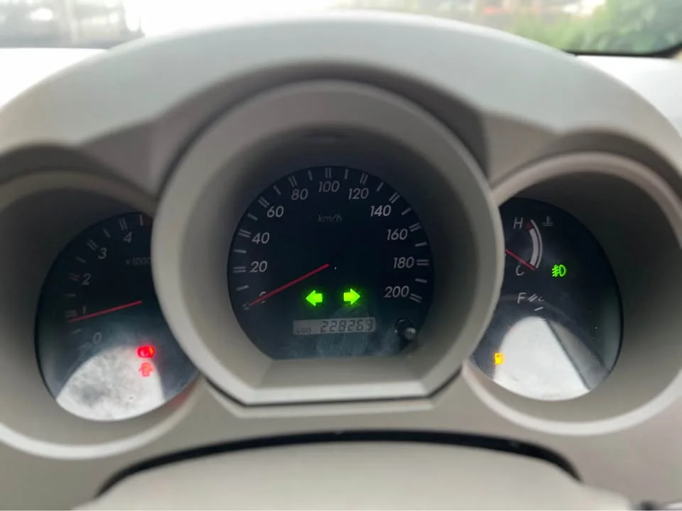 2010 Toyota Hilux VII 3