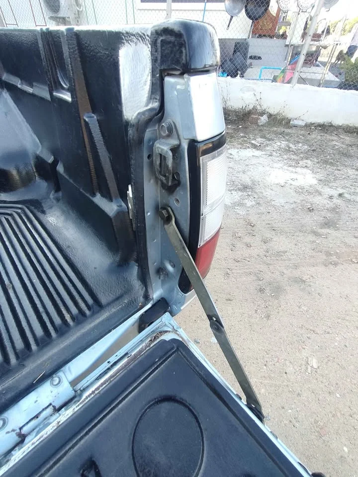 2000 Isuzu Faster Dragon Eyes III 2