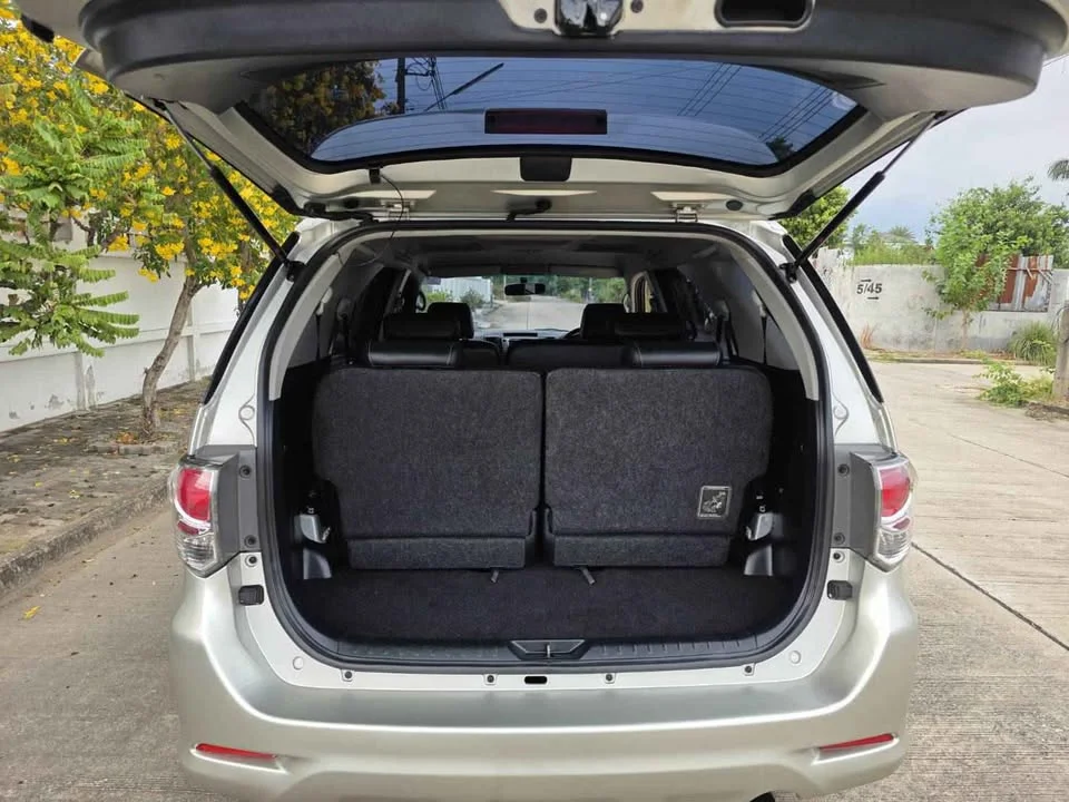 2013 Toyota Fortuner I 2