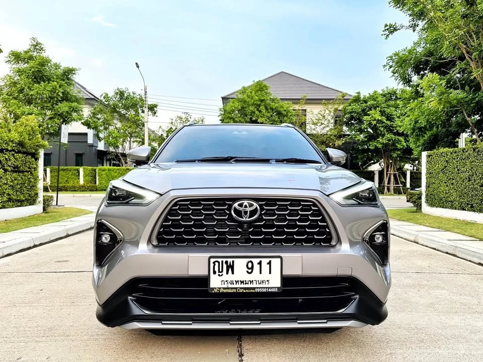 2024 Toyota Yaris Cross AC200 3