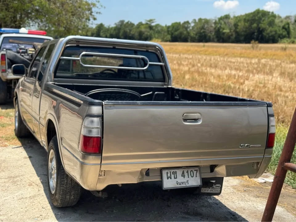 2002 Isuzu Faster Dragon Eyes III 3