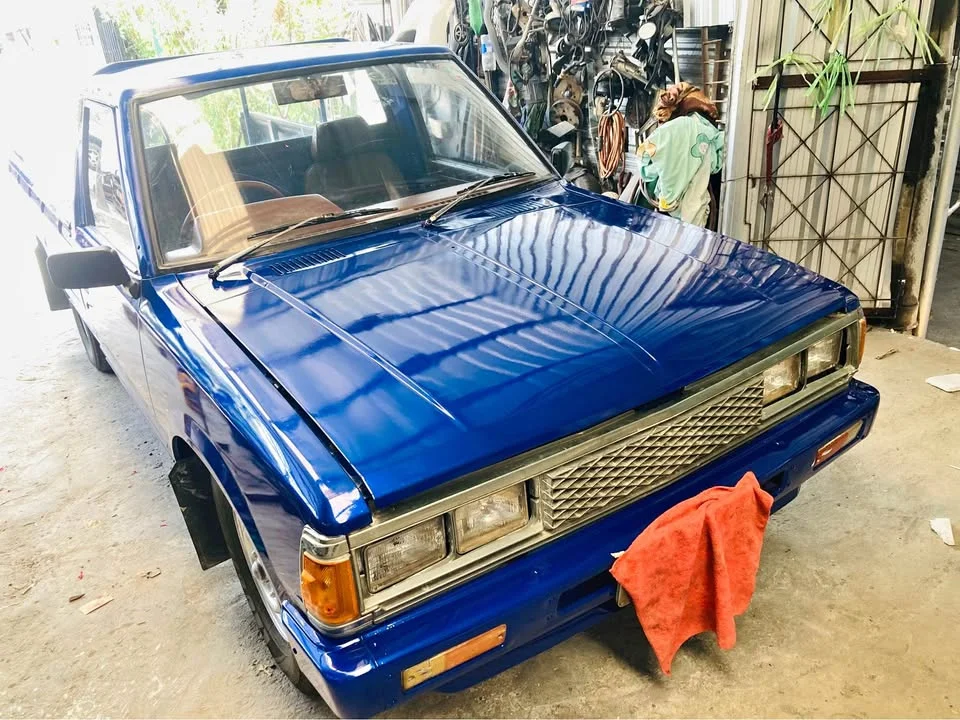 1990 Mitsubishi Triton I  3