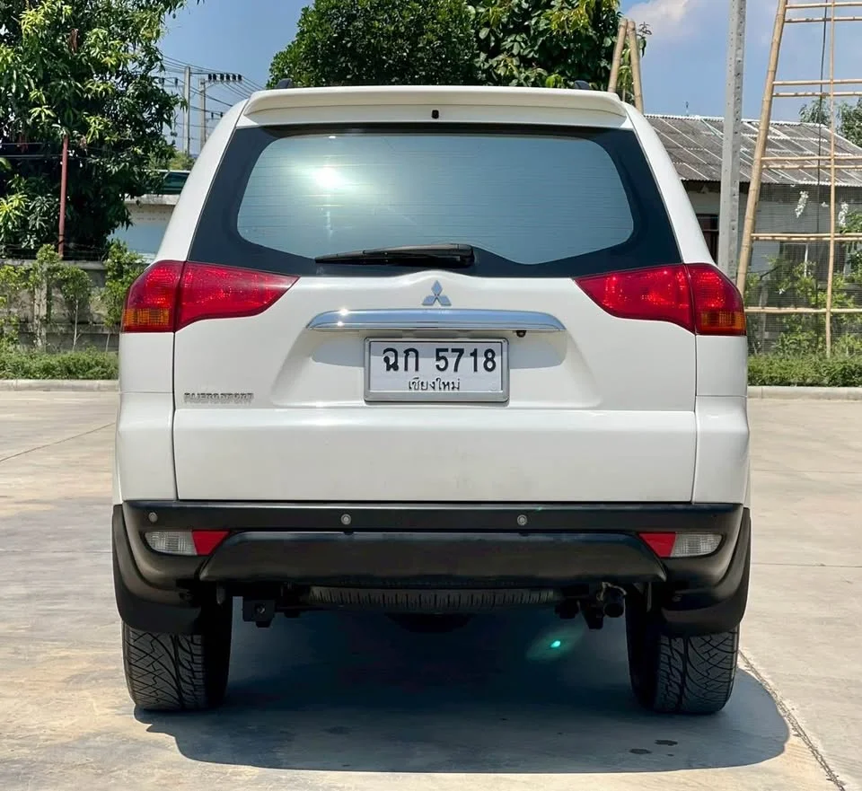 2010 Mitsubishi Pajero Sport II 3