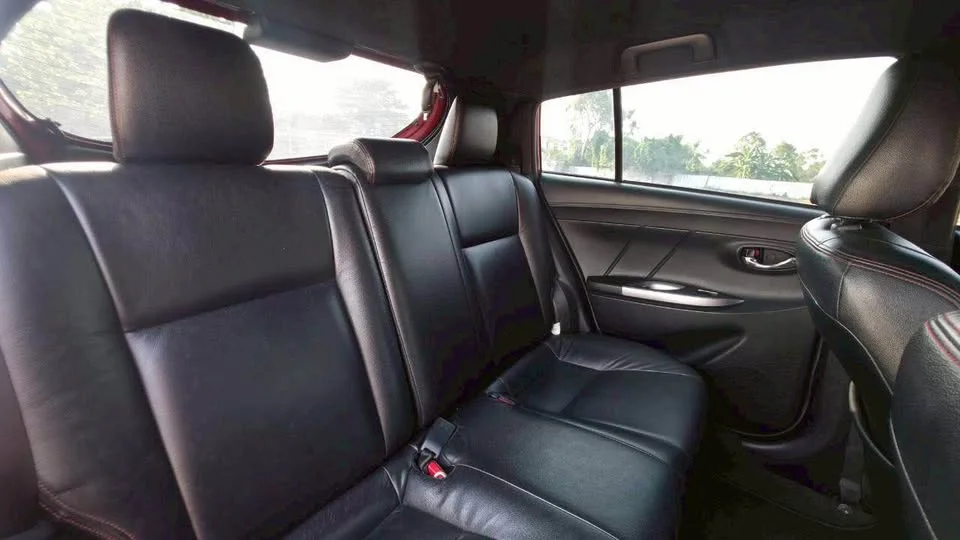 2015 Toyota Yaris III 3