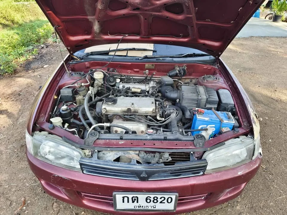 1990 Mitsubishi Lancer VII 2