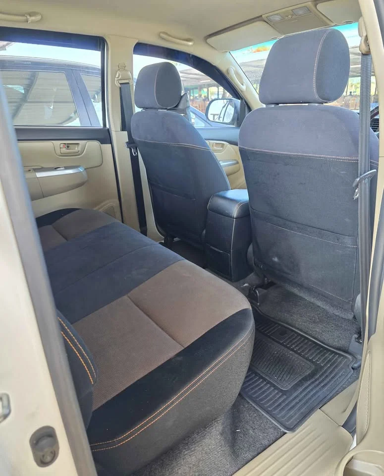 2013 Toyota Hilux VII 3
