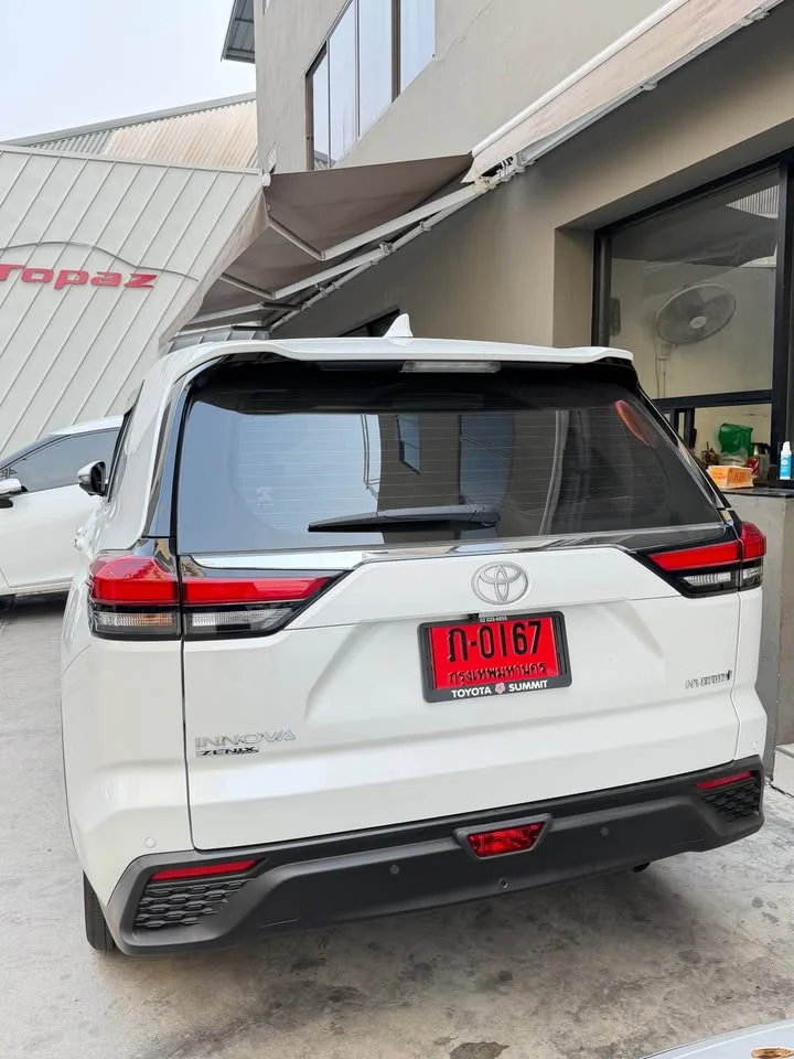 2024 Toyota Innova III 3